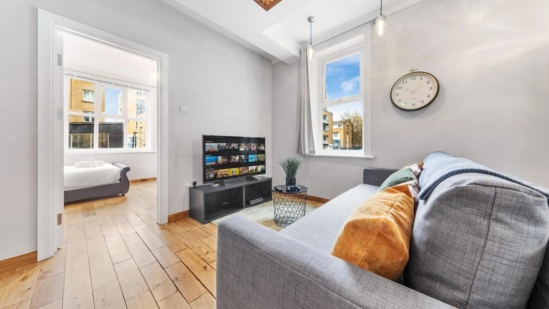 Stylish 1 Bed Canary Wharf Apt - Perfect For Corporate & Tourists Londra