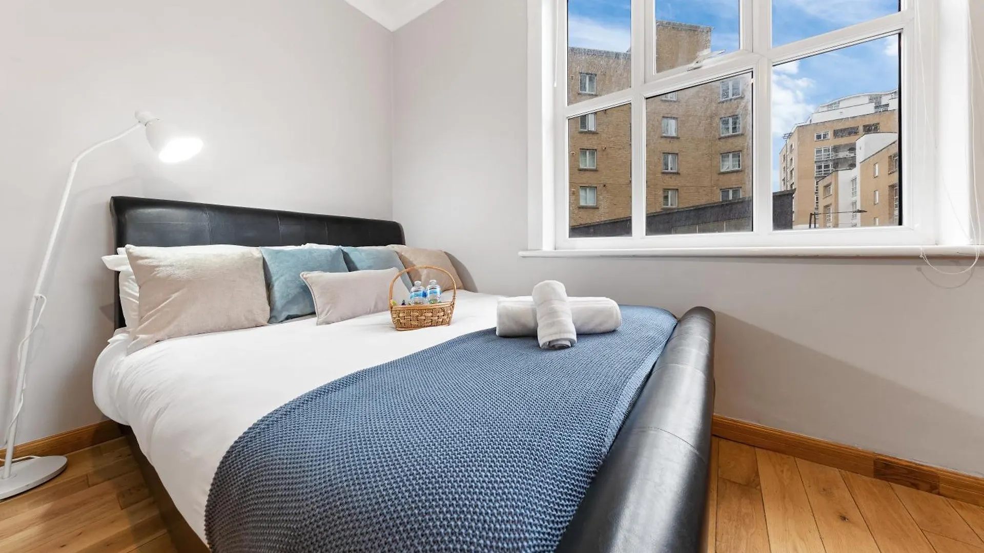Stylish 1 Bed Canary Wharf Apt - Perfect For Corporate & Tourists Londra 0*,